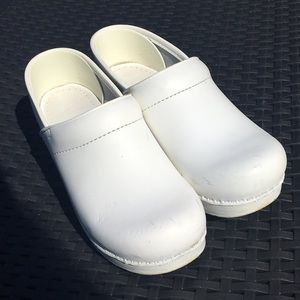 White Dansko shoes!